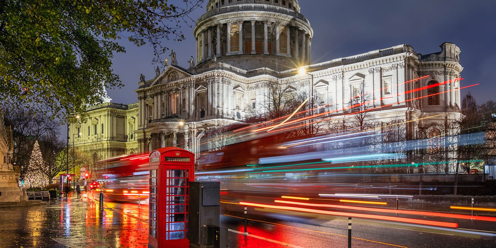 Big Ben and Houses of Parliament in London, venue city for the London International Robotic Surgery Symposium 2026.