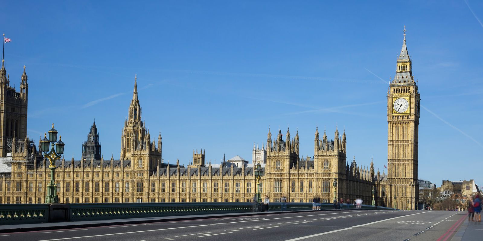 St Paul's Cathedral and London cityscape representing the host destination for LIRSS 2026 robotic surgery conference.